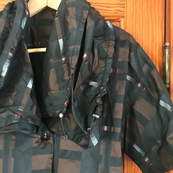 Unique designer jacket - Canadian made - Picture 4 of 9